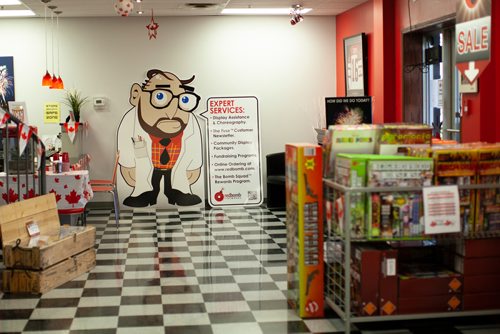 ANDREW RYAN / WINNIPEG FREE PRESS The main customer lobby at Red Bomb Fireworks in Selkirk on June 26, 2018.