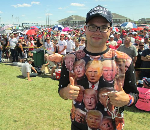 ADAM TREUSCH / WINNIPEG FREE PRESS
Winnipegger Zackery Stevens, 22, was one of the first people in line to see U.S. President Donald Trump speak in Fargo, N.D., on June 27, 2018. He said he got in line at about 3 a.m. for the 7 p.m. rally.