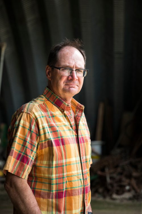 MIKAELA MACKENZIE / WINNIPEG FREE PRESS
Chris Dzisiak, president of the Parkland Industrial Hemp Growers Cooperative, poses for a portrait on his property in Dauphin on Tuesday, June 26, 2018.
Mikaela MacKenzie / Winnipeg Free Press 2018.