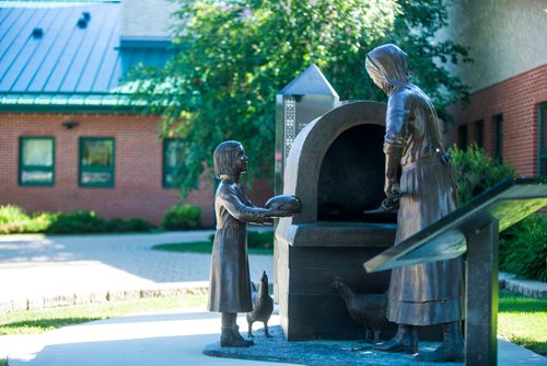 MIKAELA MACKENZIE / WINNIPEG FREE PRESS
Bronze statues in Dauphin on Wednesday, June 27, 2018. Eric's physical legacy is seen all over Dauphin, including public art like this one.
Mikaela MacKenzie / Winnipeg Free Press 2018.