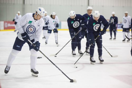 MIKE DEAL / WINNIPEG FREE PRESS
Winnipeg Jets Kristian Vesalainen (42) during development camp on its final day Friday morning at the Bell MTS IcePlex.
180629 - Friday, June 29, 2018.