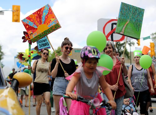 TREVOR HAGAN / WINNIPEG FREE PRESS
Art City celebrated 20 years of programming with their annual parade, Saturday, June 30, 2018.