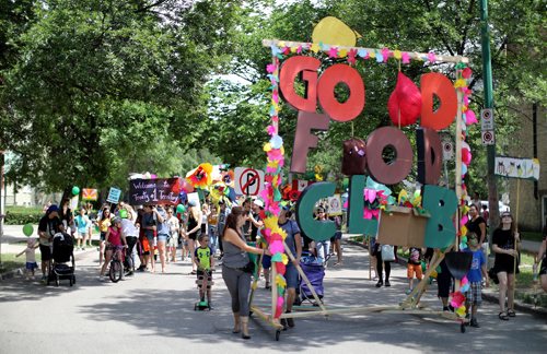 TREVOR HAGAN / WINNIPEG FREE PRESS
Art City celebrated 20 years of programming with their annual parade, Saturday, June 30, 2018.