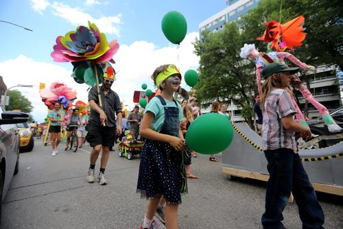 TREVOR HAGAN / WINNIPEG FREE PRESS
Art City celebrated 20 years of programming with their annual parade, Saturday, June 30, 2018.