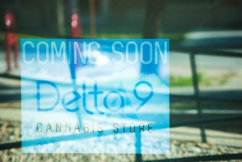 MIKAELA MACKENZIE / WINNIPEG FREE PRESS
The storefront where the new Delta 9 cannabis retailer will be in Osborne Village in Winnipeg on Tuesday, July 3, 2018.
Mikaela MacKenzie / Winnipeg Free Press 2018.