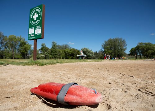 ANDREW RYAN / WINNIPEG FREE PRESS A life guard's rescue buoy is seen on Birds Hill East beach on July 4, 2018. Highlighting beach safety precautions in light of recent drownings at Countryfest and the Pinawa Dam.