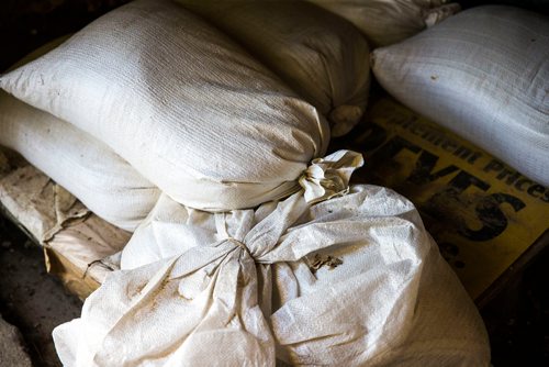 MIKAELA MACKENZIE / WINNIPEG FREE PRESS
The St Boniface Bag Co in Winnipeg on Thursday, July 5, 2018. The company has been up and running since 1949, and in the Harder family since 1951.
Mikaela MacKenzie / Winnipeg Free Press 2018.