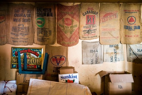 MIKAELA MACKENZIE / WINNIPEG FREE PRESS
The St Boniface Bag Co in Winnipeg on Thursday, July 5, 2018. The company has been up and running since 1949, and in the Harder family since 1951.
Mikaela MacKenzie / Winnipeg Free Press 2018.