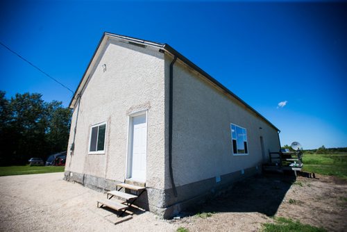 MIKAELA MACKENZIE / WINNIPEG FREE PRESS
The old Zora School building in Cooks Creek on Friday, July 6, 2018. 
Mikaela MacKenzie / Winnipeg Free Press 2018.