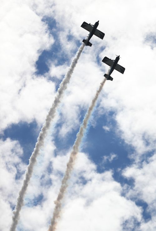 TREVOR HAGAN / WINNIPEG FREE PRESS
Eric Hanson and Ken Fowler make up Team Rocket, during the Manitoba Airshow at Southport near Portage la Prairie, Sunday, July 8, 2018.