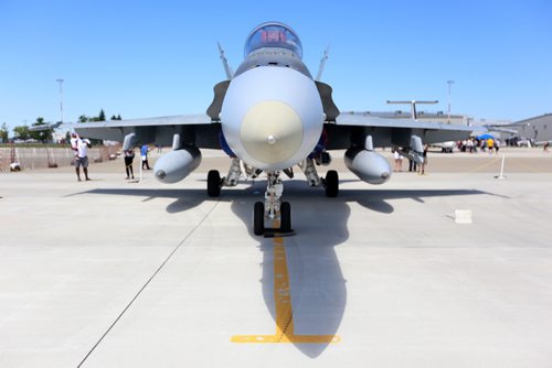 TREVOR HAGAN / WINNIPEG FREE PRESS
An F18 at the Manitoba Airshow at Southport near Portage la Prairie, Sunday, July 8, 2018.