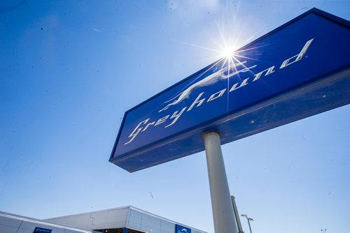 MIKAELA MACKENZIE / WINNIPEG FREE PRESS
The Greyhound bus terminal at the Winnipeg airport on Monday, July 9, 2018. Greyhound is cutting all of their prairie services this October.
Mikaela MacKenzie / Winnipeg Free Press 2018.