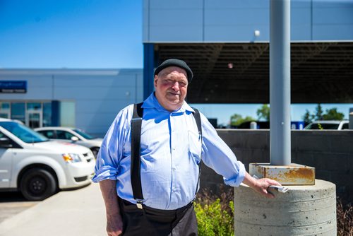 MIKAELA MACKENZIE / WINNIPEG FREE PRESS
Frank Bruce, who is headed to Thunder Bay on the bus today, poses for a portrait at the Greyhound bus terminal at the Winnipeg airport on Monday, July 9, 2018. Greyhound is cutting all of their prairie services this October.
Mikaela MacKenzie / Winnipeg Free Press 2018.