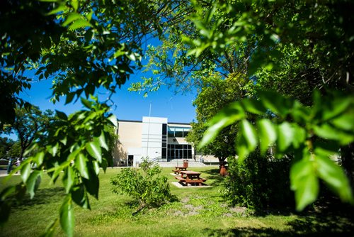 MIKAELA MACKENZIE / WINNIPEG FREE PRESS
1075 Portage Avenue in Winnipeg on Monday, July 9, 2018. City officials have negotiated an agreement with Peguis First Nation to establish an urban reserve at this location.
Mikaela MacKenzie / Winnipeg Free Press 2018.