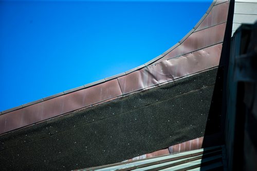 MIKAELA MACKENZIE / WINNIPEG FREE PRESS
The copper roof on the Thunderbird House in Winnipeg on Monday, July 9, 2018. 
Mikaela MacKenzie / Winnipeg Free Press 2018.