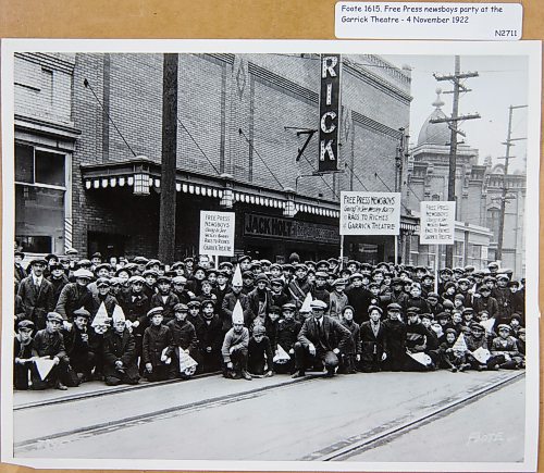 L. B. Foote / Archives of Manitoba
November 4, 1922
Winnipeg Free Press newsboys party at the Garrick Theatre.