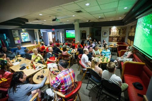 MIKAELA MACKENZIE / WINNIPEG FREE PRESS
Fans watch the game at the Belgian Club in Winnipeg on Tuesday, July 10, 2018. 
Mikaela MacKenzie / Winnipeg Free Press 2018.