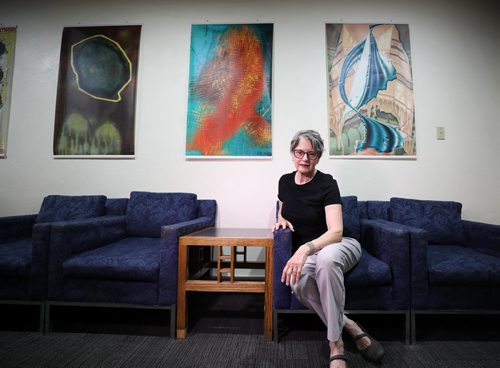 RUTH BONNEVILLE / WINNIPEG FREE PRESS


Portraits of Susan Turner, visual artist, with her exhibit up in the hallways at Shaarey Zedek Synagogue.

Story: Winnipeg religious institutions host arts events to get people in the doors in summer.
 
See Brenda Suderman's story. 


July 11, 2018 
