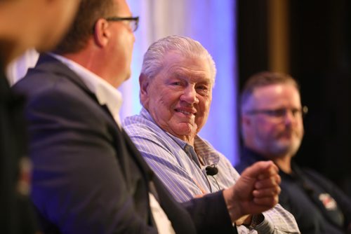 RUTH BONNEVILLE / WINNIPEG FREE PRESS

Sports Saturday Special, Goldeyes 25th anniversary luncheon Thursday at the Fairmont.
Inaugural manager Hal Lanier (white hair)  and present manager, Rick Forney are honoured at the event.  

See Mike McIntyre story


July 12, 2018 

