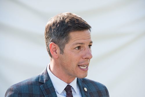 DAVID LIPNOWSKI / WINNIPEG FREE PRESS

Mayor Brian Bowman speaks during the official unveiling of the location of the future River Heights Library, renamed the Bill & Helen Norrie Library Friday July 13, 2018.