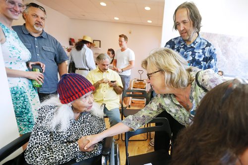 JOHN WOODS / WINNIPEG FREE PRESS
Green party leader Elizabeth May meets local residents with St Boniface by-election candidate Françoise Therrien Vrignon (L) in Winnipeg Sunday, July 15, 2018.

