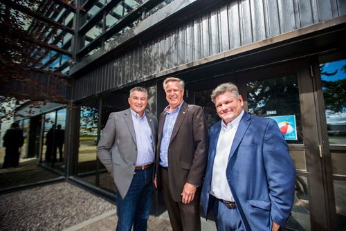MIKAELA MACKENZIE / WINNIPEG FREE PRESS
Conservative MP  James Bezan (left), former conservative MP Lawrence Toet, and conservative MP Randy Hoback pose for a portrait at the Magellan Aerospace building in Winnipeg on Monday, July 16, 2018. 
Mikaela MacKenzie / Winnipeg Free Press 2018.