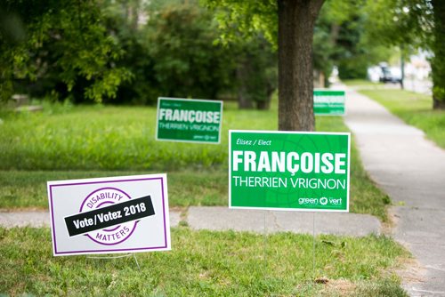 MIKAELA MACKENZIE / WINNIPEG FREE PRESS
Political signs in St. Boniface before the by-election in Winnipeg on Monday, July 16, 2018. 
Mikaela MacKenzie / Winnipeg Free Press 2018.