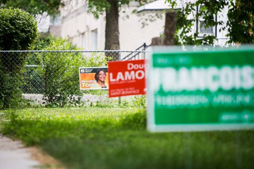 MIKAELA MACKENZIE / WINNIPEG FREE PRESS
Political signs in St. Boniface before the by-election in Winnipeg on Monday, July 16, 2018. 
Mikaela MacKenzie / Winnipeg Free Press 2018.