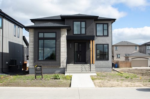 ANDREW RYAN / WINNIPEG FREE PRESS 7 Vireo Lane which is currently for sale in Sage Creek. Shot on July 16, 2018.