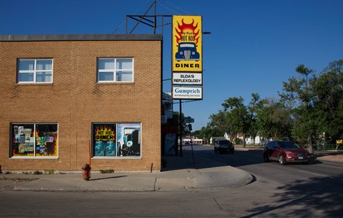 MIKE DEAL / WINNIPEG FREE PRESS
Big Ricks Hot Rod Diner, 379 Henderson.
180713 - Friday, July 13, 2018.
24hourproject