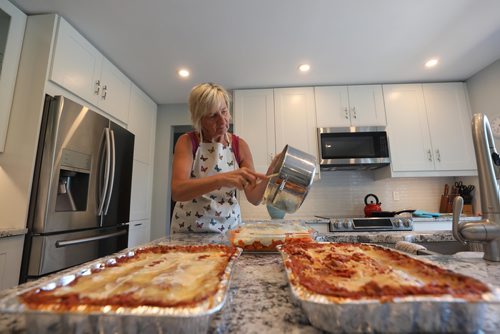 RUTH BONNEVILLE / WINNIPEG FREE PRESS

Feature Project on Food for Thought, 24hourproject  

Description: Cooking for others in need. 


Sandi Enns prepares lasagna dishes in her kitchen for people who need love and support Friday.  

See story by Carl Degurse 

July 13, 2018 

