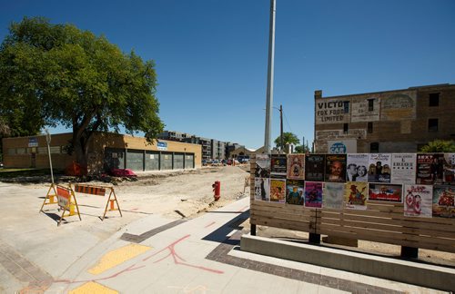 MIKE DEAL / WINNIPEG FREE PRESS
Construction in the East Exchange District has reduced the number of parking spots available for Fringe Festival venues which runs from July 18-29.
180717 - Tuesday, July 17, 2018.