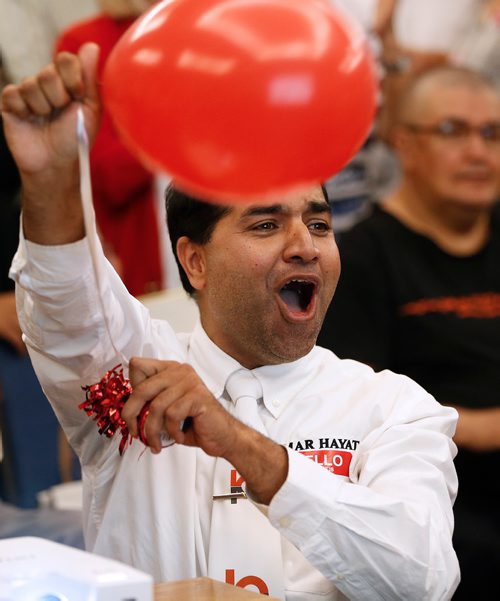 JOHN WOODS / WINNIPEG FREE PRESS
Supporters celebrate as they see positive results come in for Dougald Lamont, leader of the Manitoba Liberal Party,  in the St. Boniface by-election in Winnipeg Tuesday, July 17, 2018.