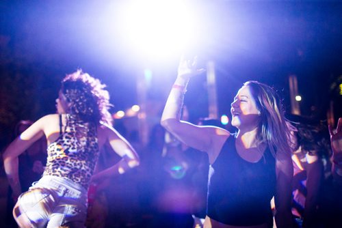 MIKAELA MACKENZIE / WINNIPEG FREE PRESS
Alycia Batson (left) and Michelle Richardson dance at the Soca Reggae Festival at Old Market Square in Winnipeg on Friday, July 13, 2018. 24hourproject
Mikaela MacKenzie / Winnipeg Free Press 2018.