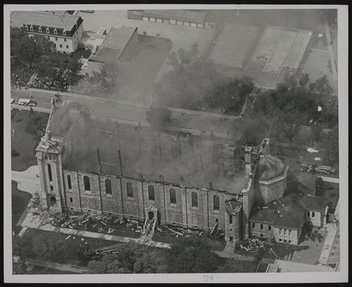 WINNIPEG FREE PRESS FILES
St. Boniface basilica fire. Image taken July 23, 1968.