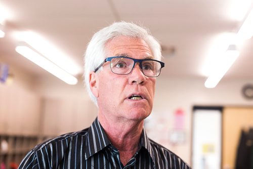 MIKAELA MACKENZIE / WINNIPEG FREE PRESS
Jim Carr, Member of Parliament for Winnipeg South Centre, speaks to the media about the Canada Child Benefit at Harrow Co-op Childrens Centre in Winnipeg on Thursday, July 19, 2018. 
Mikaela MacKenzie / Winnipeg Free Press 2018.