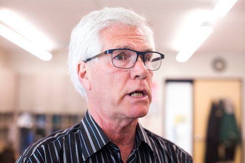 MIKAELA MACKENZIE / WINNIPEG FREE PRESS
Jim Carr, Member of Parliament for Winnipeg South Centre, speaks to the media about the Canada Child Benefit at Harrow Co-op Childrens Centre in Winnipeg on Thursday, July 19, 2018. 
Mikaela MacKenzie / Winnipeg Free Press 2018.