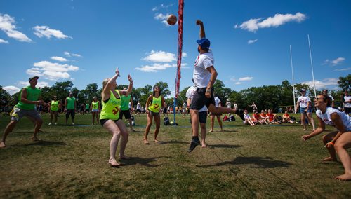 MIKE DEAL / WINNIPEG FREE PRESS
Players from teams Poppin Volleys (left) and Inappropriate Touches (right) compete during the Super-Spike tournament at Maple Grove Rugby Park Saturday afternoon. Over 420 teams and 3,500 participants took part in the two-day tournament.
180721 - Saturday, July 21, 2018.