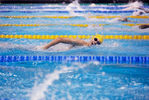 MIKAELA MACKENZIE / WINNIPEG FREE PRESS
Edward Molloy swims the men's 14-18 freestyle 800m at the Canadian junior championship swim meet at the Pan Am Pool in Winnipeg on Wednesday, July 25, 2018. 
Winnipeg Free Press 2018.