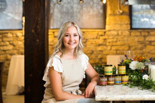 MIKAELA MACKENZIE / WINNIPEG FREE PRESS
Carly Minish, owner of Smak Dab mustard, poses for a portrait in Winnipeg on Friday, July 27, 2018. 
Winnipeg Free Press 2018.