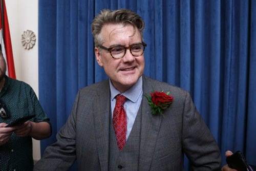 MIKE DEAL / WINNIPEG FREE PRESS
Manitoba Liberal Leader Dougald Lamont is sworn in as a MLA during a ceremony in the Manitoba Legislative Building Friday afternoon.
180727 - Friday, July 27, 2018.