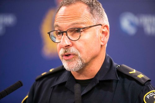 MIKAELA MACKENZIE / WINNIPEG FREE PRESS
Winnipeg police constable Rob Carver speaks to the media about an in-custody death in Winnipeg on Monday, July 30, 2018. 
Winnipeg Free Press 2018.