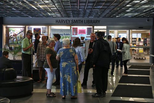 MIKE DEAL / WINNIPEG FREE PRESS
The name of the West End Library was officially changed to the Harvey Smith Library during a ceremony at the Cindy Klassen Recreational Complex Tuesday morning.
180731 - Tuesday, July 31, 2018.