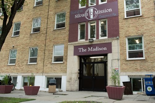 ANDREW RYAN / WINNIPEG FREE PRESS The Madison supportive housing facility in the Wolseley neighbourhood is struggling for funding and is pictured here on August 1, 2018.