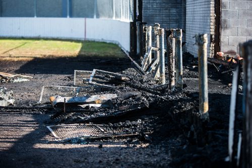 MIKAELA MACKENZIE / WINNIPEG FREE PRESS
The fire-damaged Assiniboia West Recreation Centre in Winnipeg on Thursday, Aug. 2, 2018. 
Winnipeg Free Press 2018.