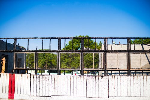 MIKAELA MACKENZIE / WINNIPEG FREE PRESS
The fire-damaged Assiniboia West Recreation Centre in Winnipeg on Thursday, Aug. 2, 2018. 
Winnipeg Free Press 2018.