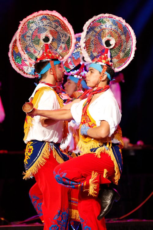 JOHN WOODS / WINNIPEG FREE PRESS
People perform at the Mexican Folklorama pavilion Sunday, August 5, 2018.