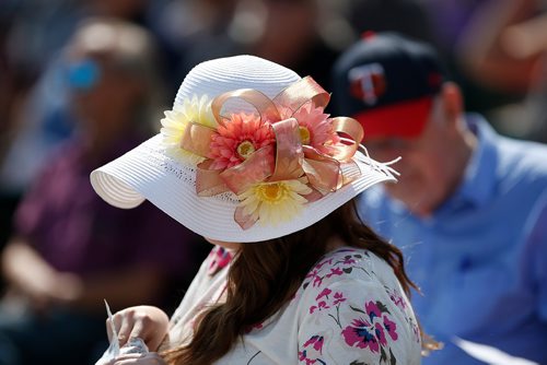 JOHN WOODS / WINNIPEG FREE PRESS
A hat at the Manitoba Derby at Assiniboia Downs Monday, August 6, 2018.