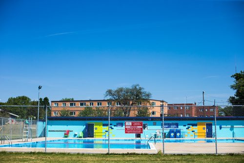 MIKAELA MACKENZIE / WINNIPEG FREE PRESS
Norwood community pool, which is in danger of closing, in Winnipeg on Tuesday, Aug. 7, 2018. 
Winnipeg Free Press 2018.