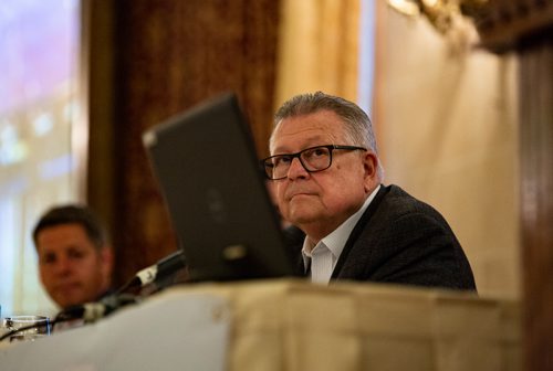 ANDREW RYAN / WINNIPEG FREE PRESS Federal Public Safety Minister Ralph Goodale listens to speakers before he gave an update on the legalization of cannabis and how it relates to policing at the Canadian Association of Police Governance conference at the Fort Gary Hotel on August 9, 2018.